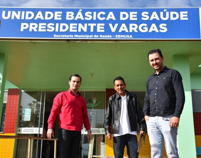 Vereadores vistoriam postos de saúde